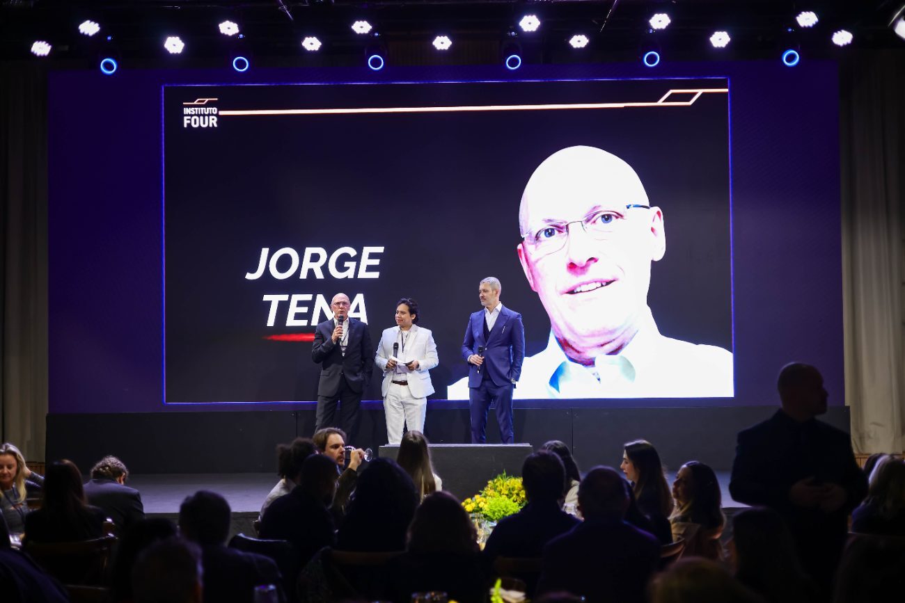 Jantar Institucional 2025